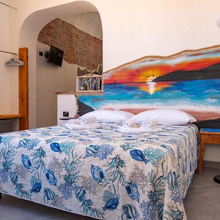 ホテル La Casa Di Dario ラ・マッダレーナ エクステリア 写真