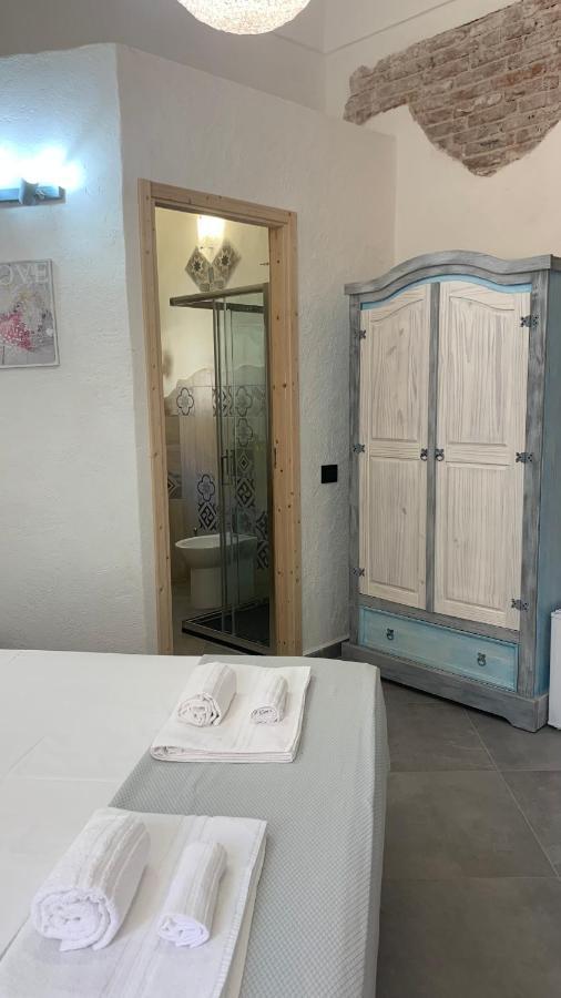 ホテル La Casa Di Dario ラ・マッダレーナ エクステリア 写真