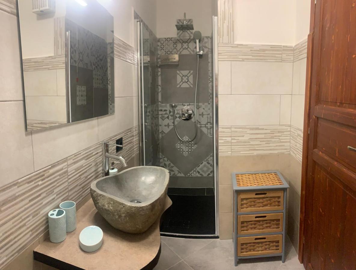 ホテル La Casa Di Dario ラ・マッダレーナ エクステリア 写真