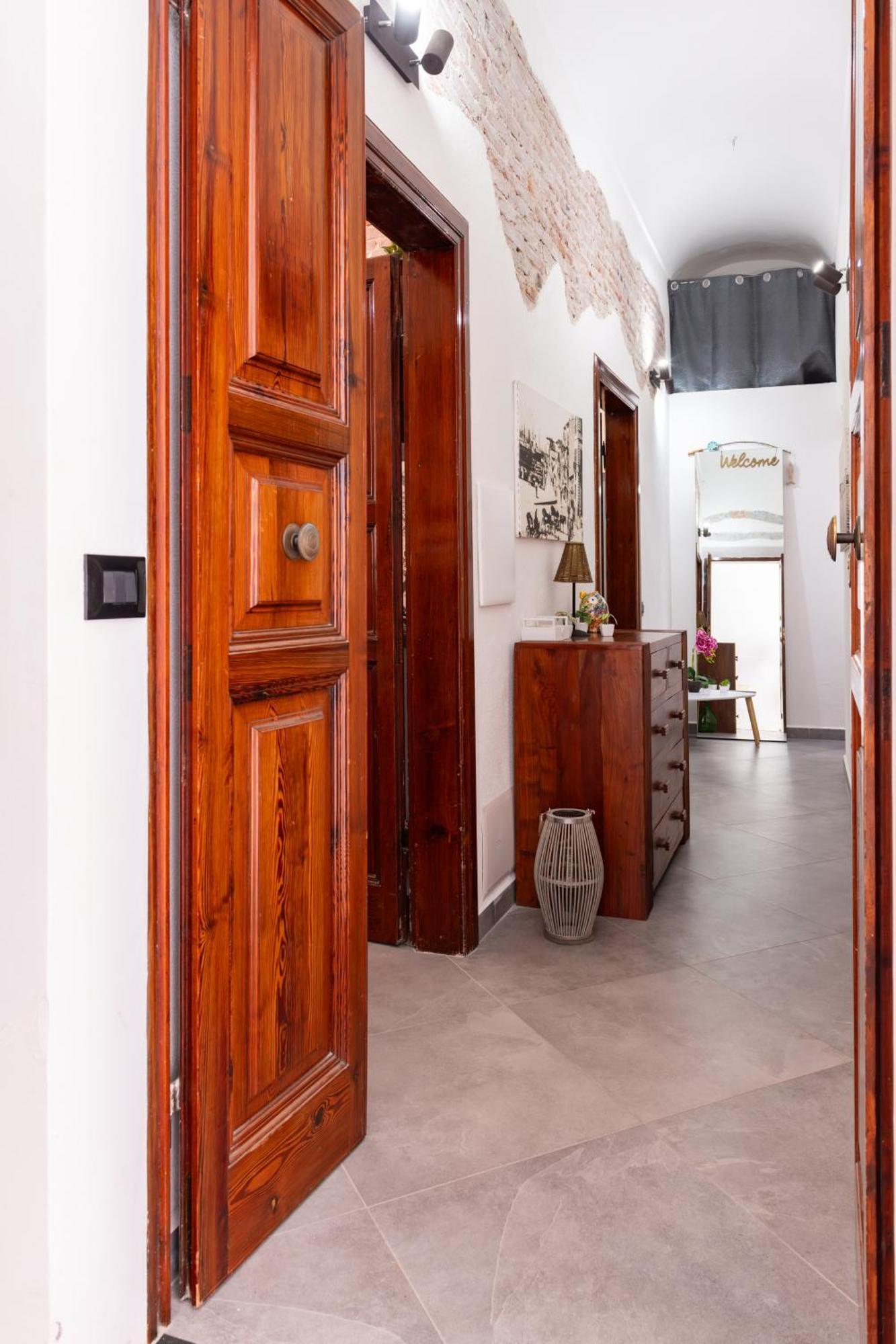 ホテル La Casa Di Dario ラ・マッダレーナ エクステリア 写真